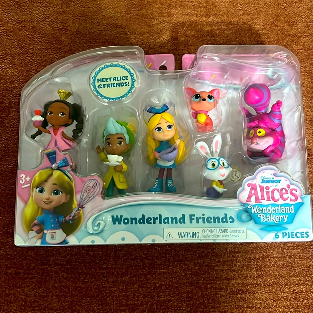 Alice Wonderland Friends Character Set